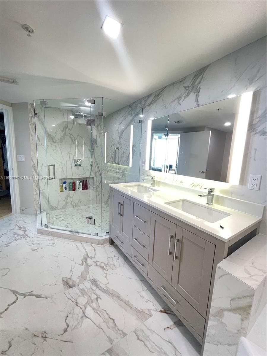 16699 Collins Ave # 1201, Sunny Isles Beach, FL 33160 photo 4