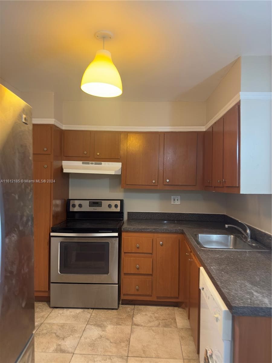 4324 NW 9th Ave # 7-3A, Deerfield Beach, FL 33064 photo 2