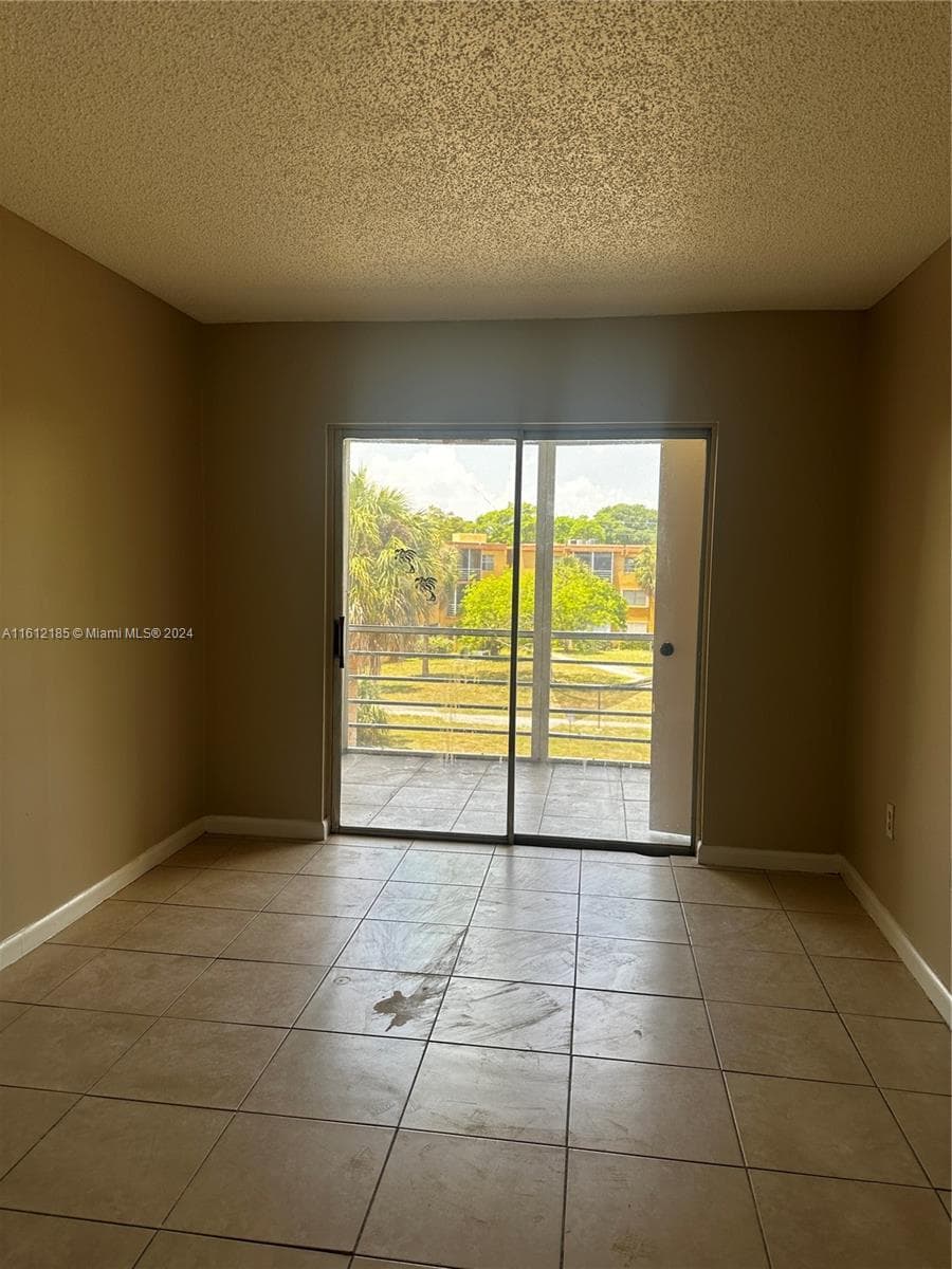 4324 NW 9th Ave # 7-3A, Deerfield Beach, FL 33064 photo 4