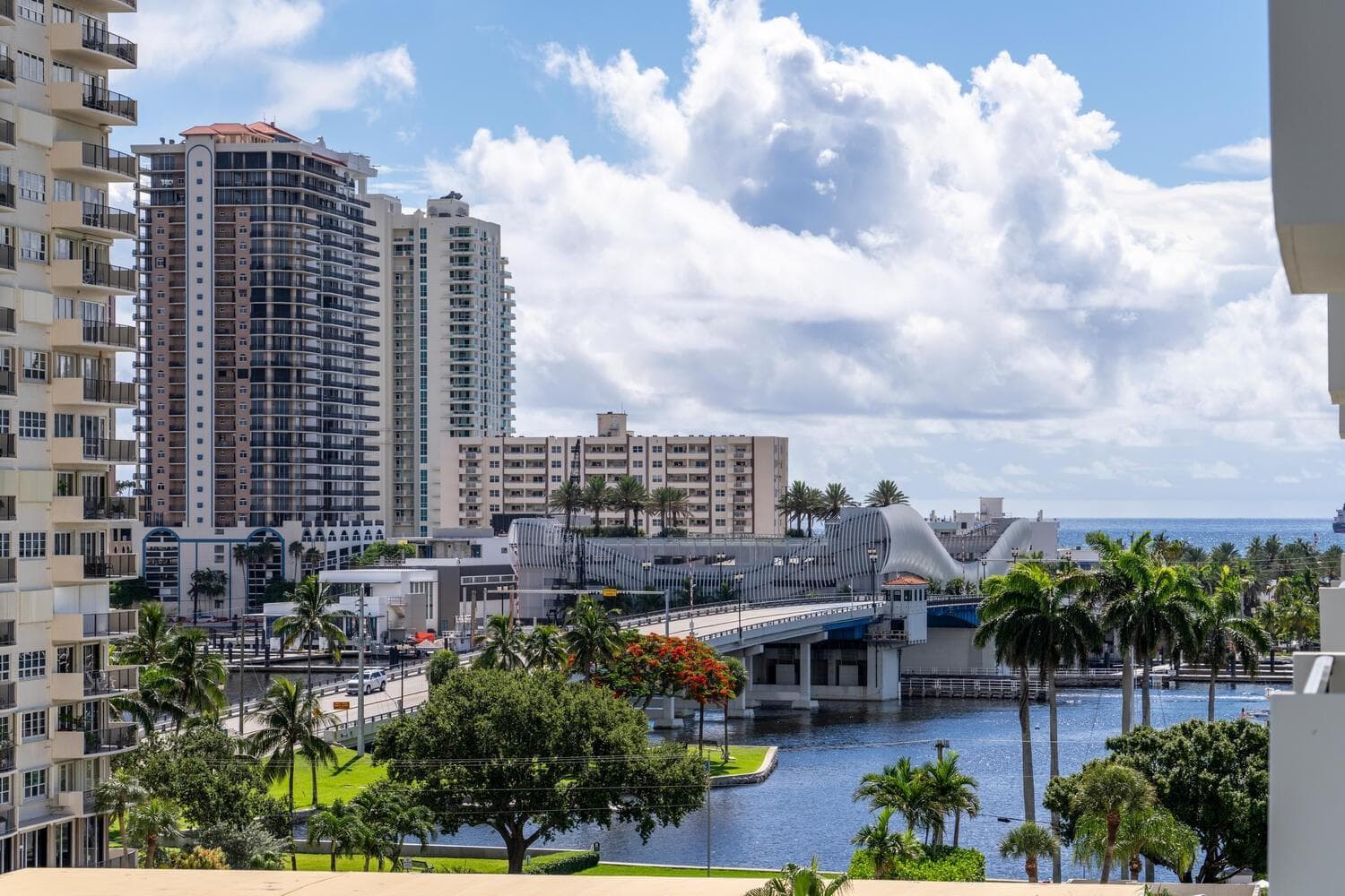 340 Sunset Drive # 806, Fort Lauderdale, FL 33301 photo 2
