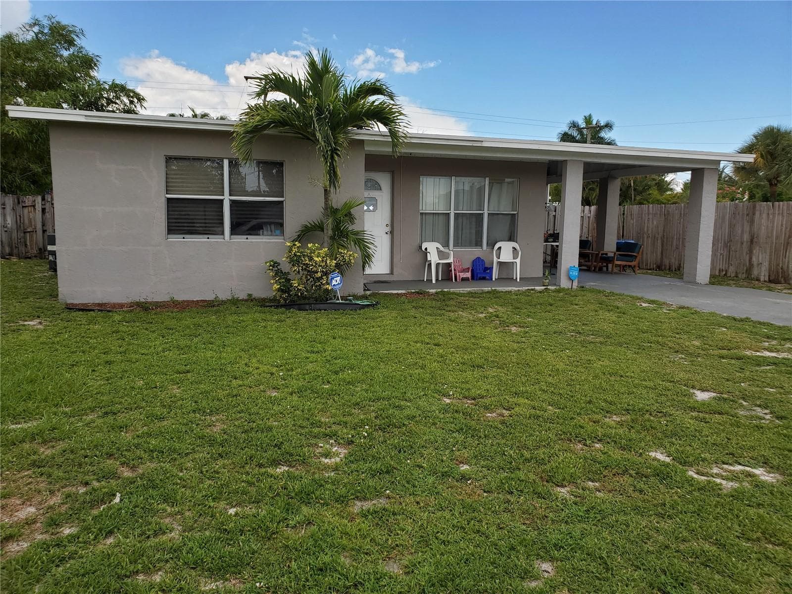 811 S Broadway, Lantana, FL 33462 photo 4