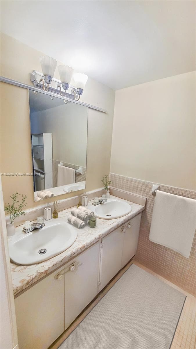 7410 SW 82nd St # K211, Miami, FL 33143 photo 5