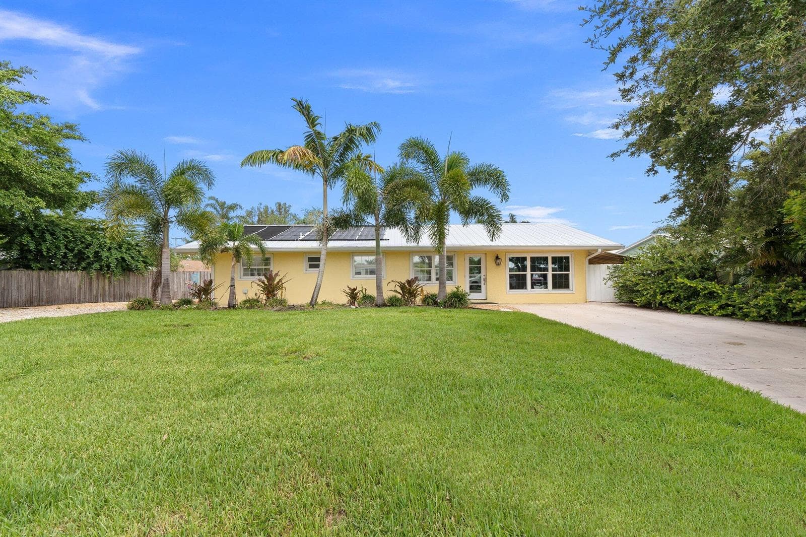 1749 SW Coxswain Place, Palm City, FL 34990 photo 2