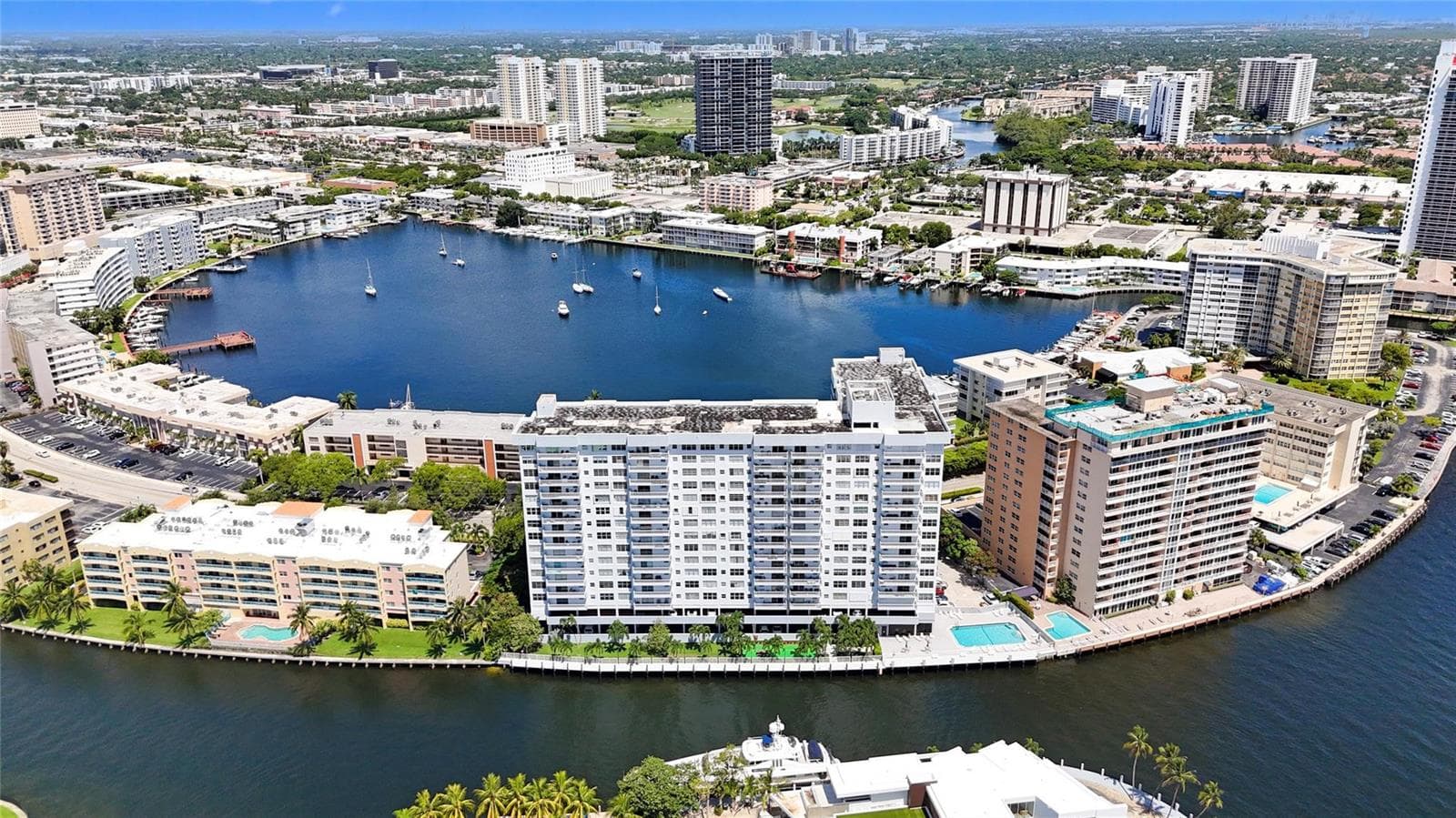137 Golden Isles Drive # 706, Hallandale Beach, FL 33009 photo 5