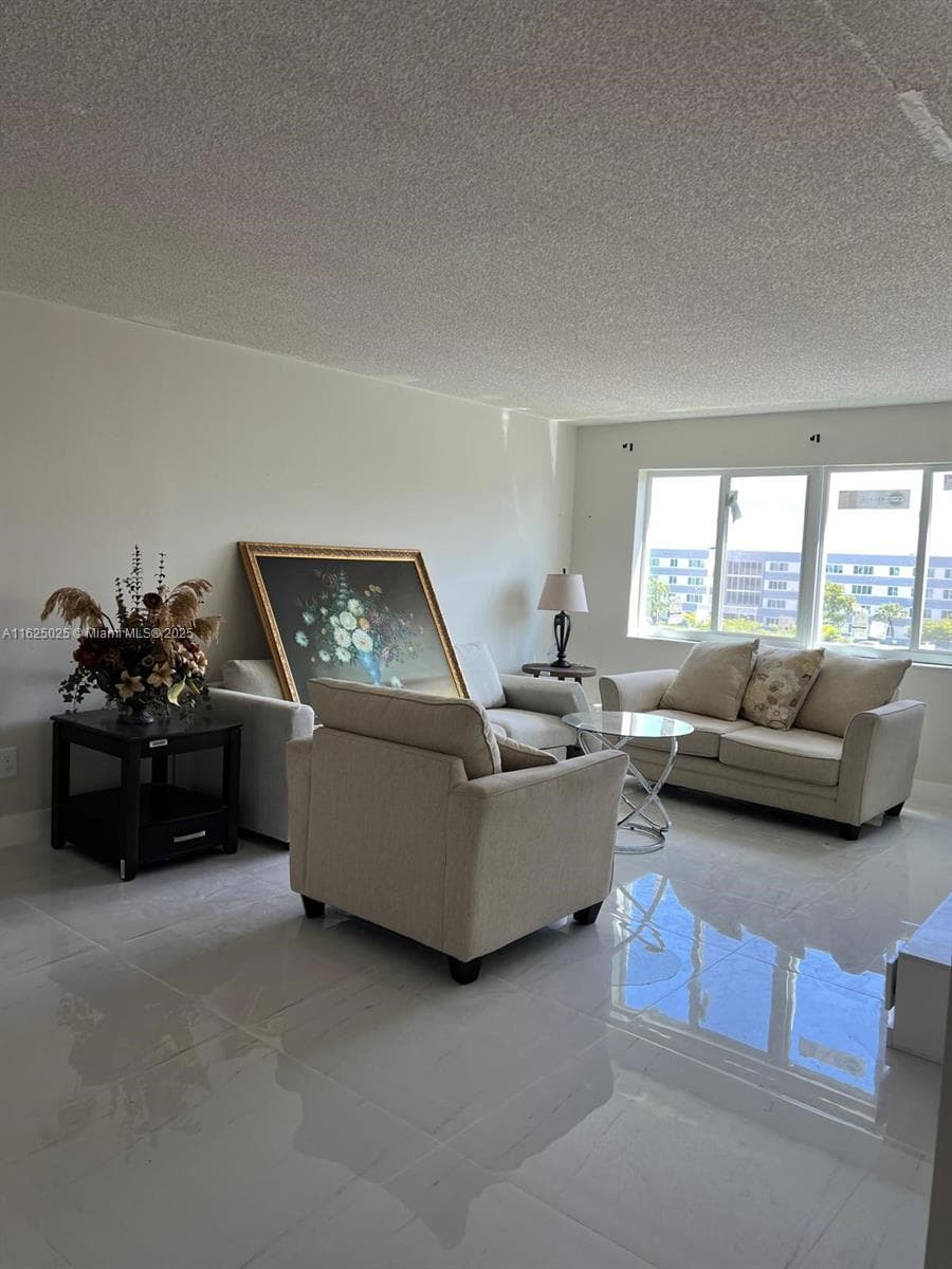 14840 Naranja Lakes Blvd # C4D, Homestead, FL 33032 photo 2