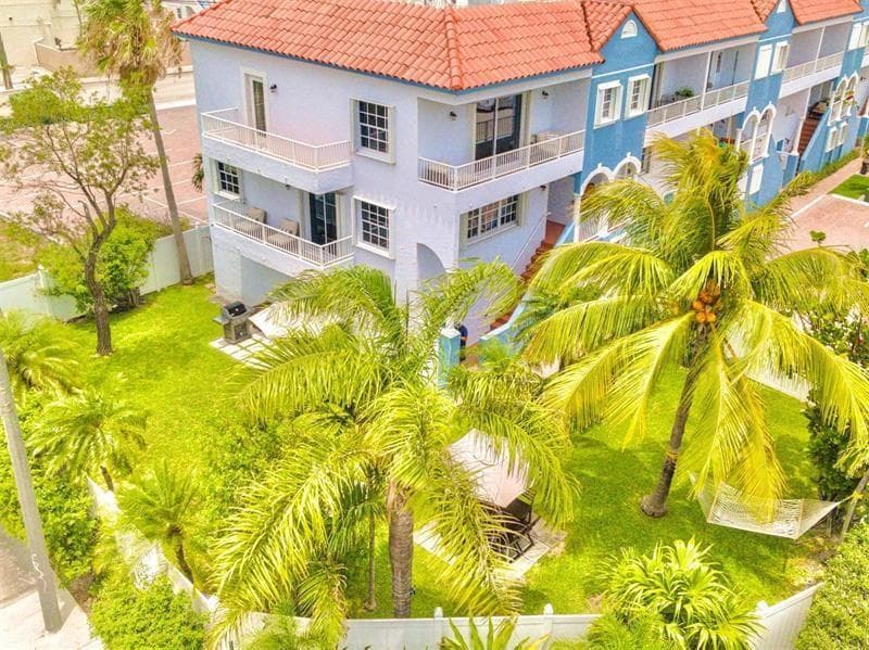 355 Virginia Street # 1, Hollywood, FL 33019 photo 4