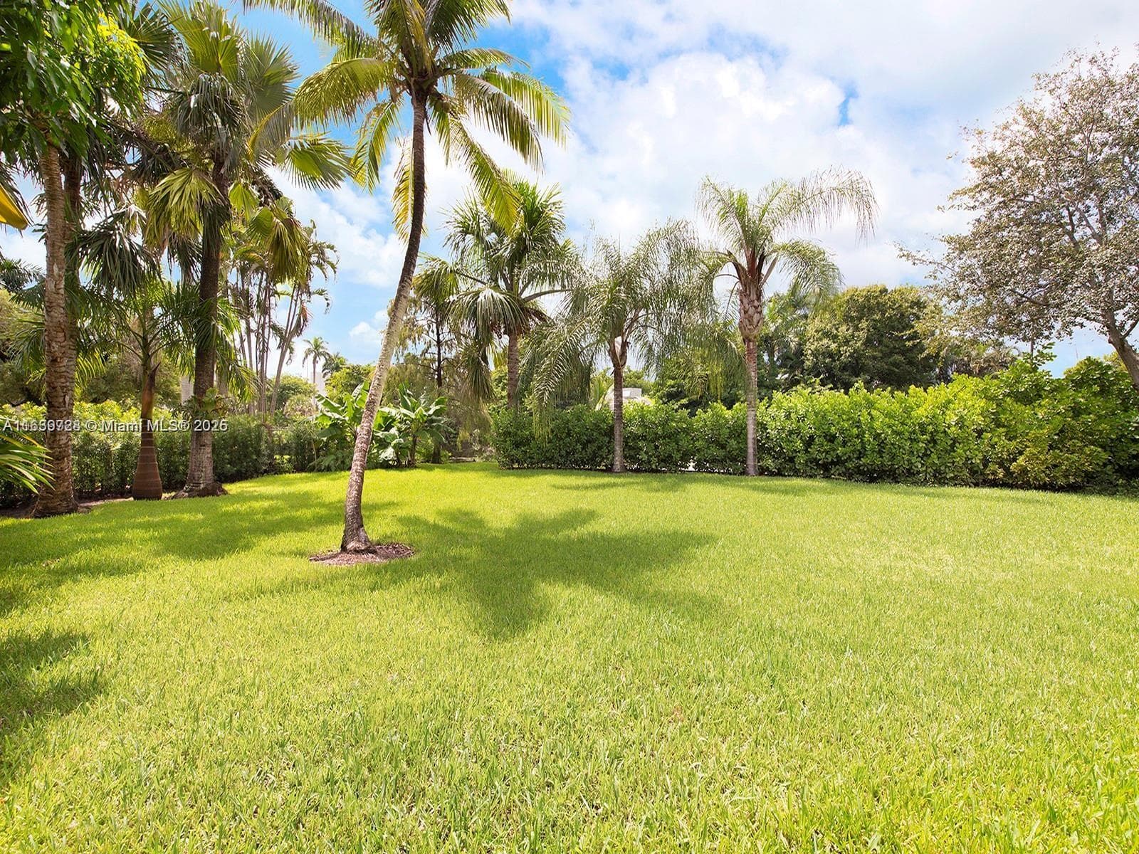 11140 Griffing Blvd, Biscayne Park, FL 33161 photo 2