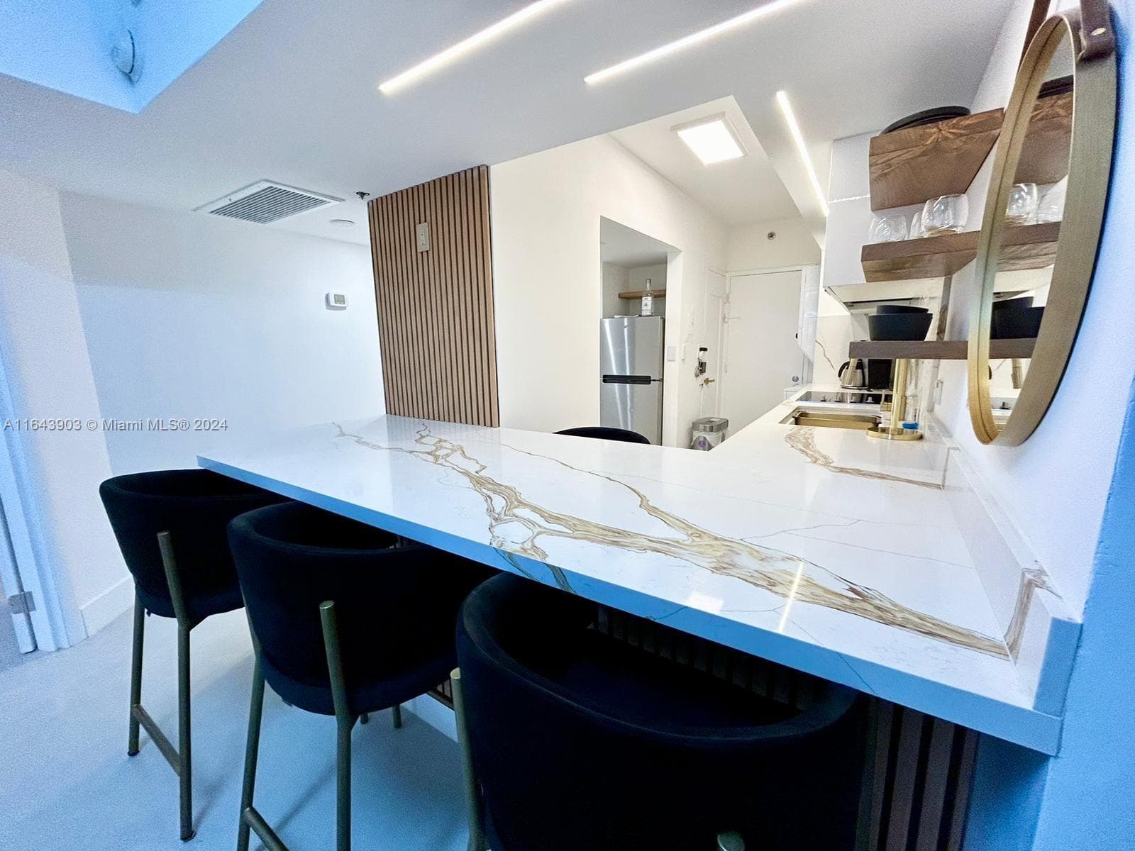 100 Lincoln Rd # 445, Miami Beach, FL 33139 photo 4
