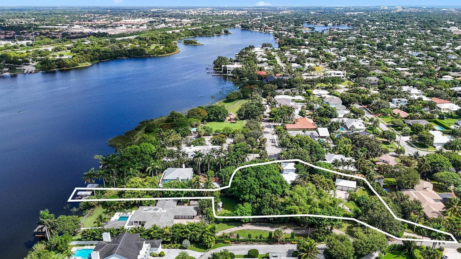 920 Hibiscus Lane, Delray Beach, FL 33444 photo 2