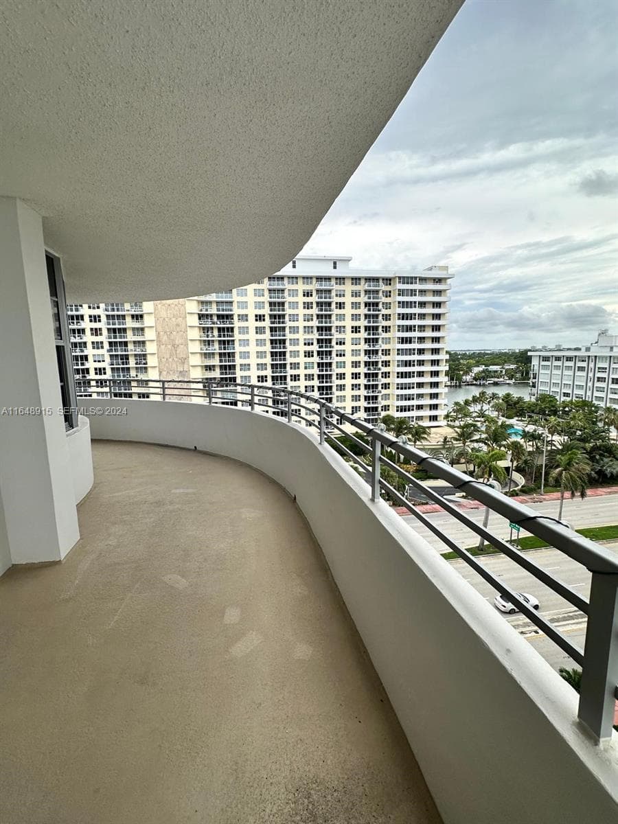 5555 Collins Ave # 10B, Miami Beach, FL 33140 photo 3