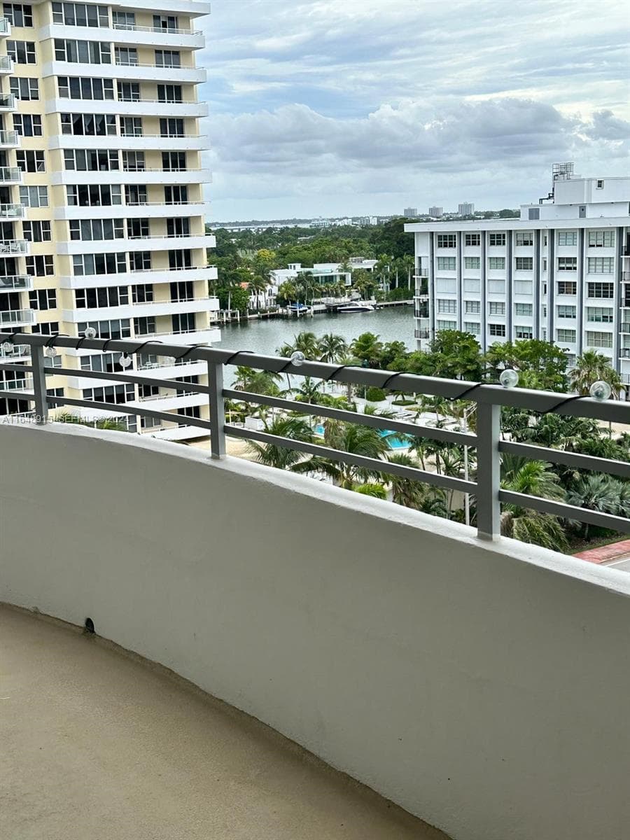 5555 Collins Ave # 10B, Miami Beach, FL 33140 photo 5