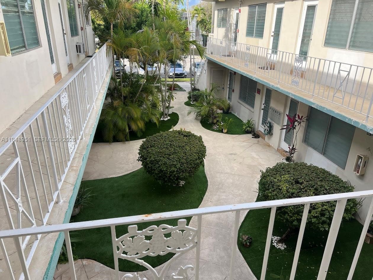 2072 NE 169th St # 9, 11, 12 & 5, North Miami Beach, FL 33162 photo 3