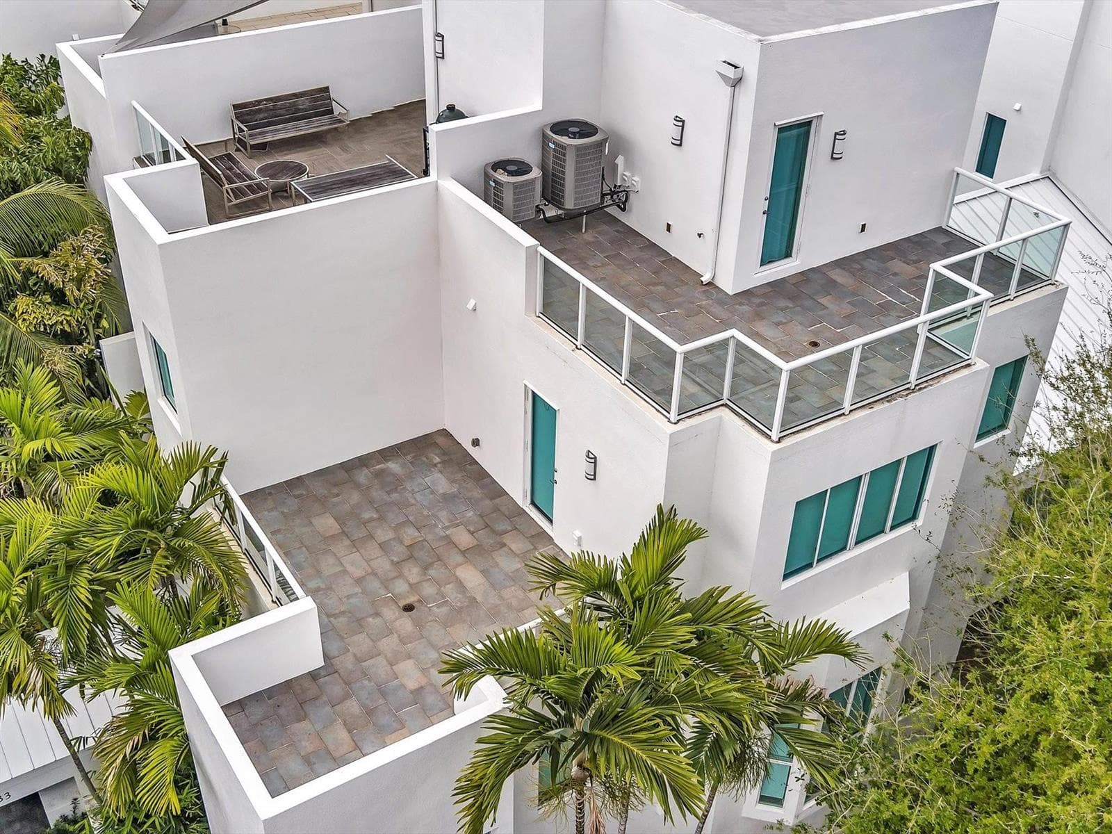 733 NE 4th Avenue # 733, Fort Lauderdale, FL 33304 photo 3