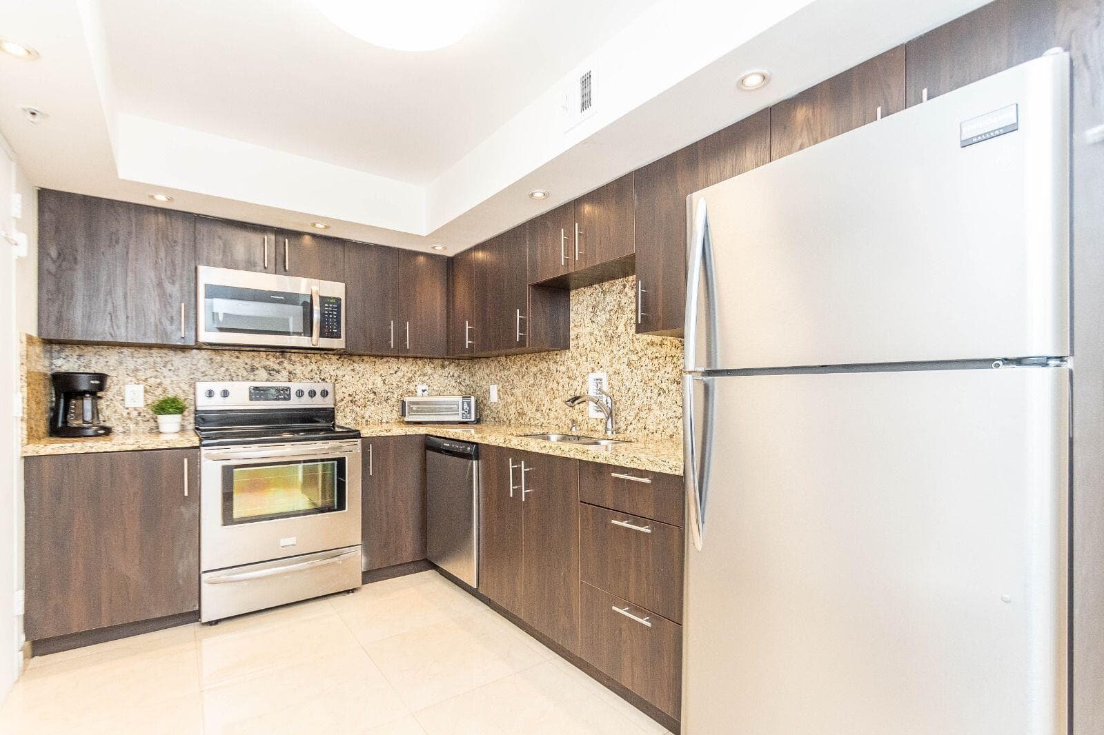3901 S Ocean Drive # 14c, Hollywood, FL 33019 photo 5