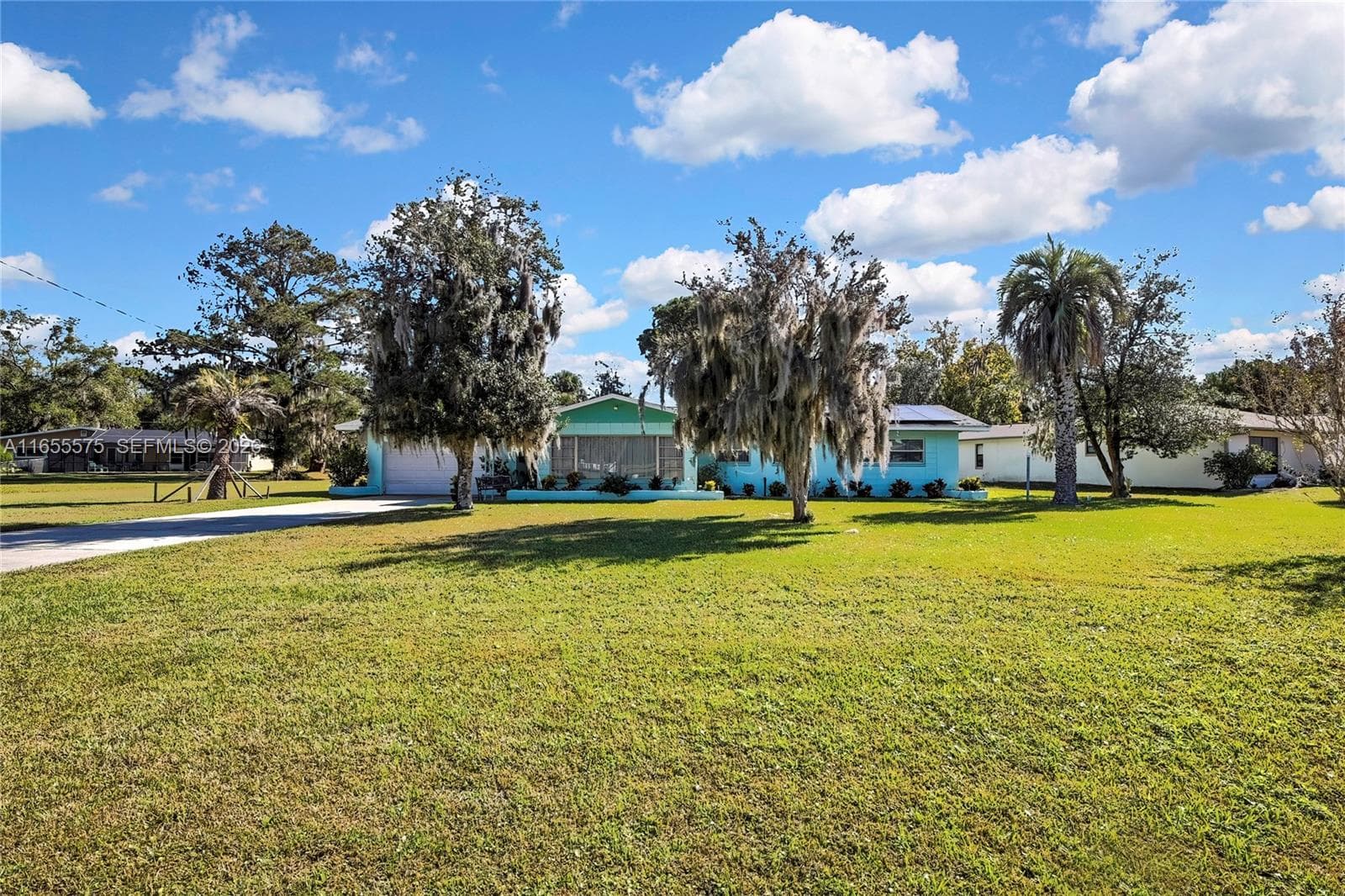 685 Afterglow Cir, Other City - In The State Of Florida, FL 34429 photo 3