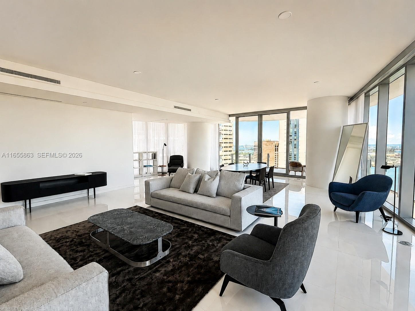 300 Biscayne Blvd Way # 3201, Miami, FL 33131 photo 3