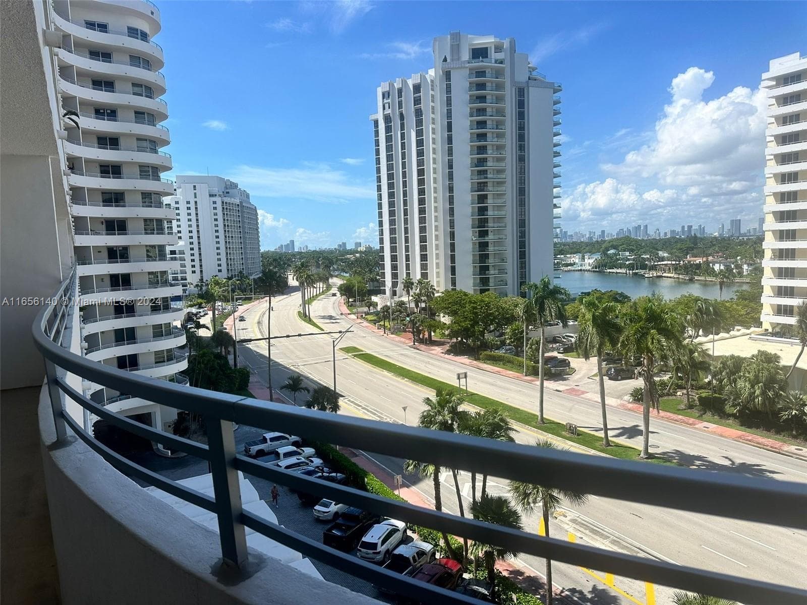 5555 Collins Ave # 8Z, Miami Beach, FL 33140 photo 3
