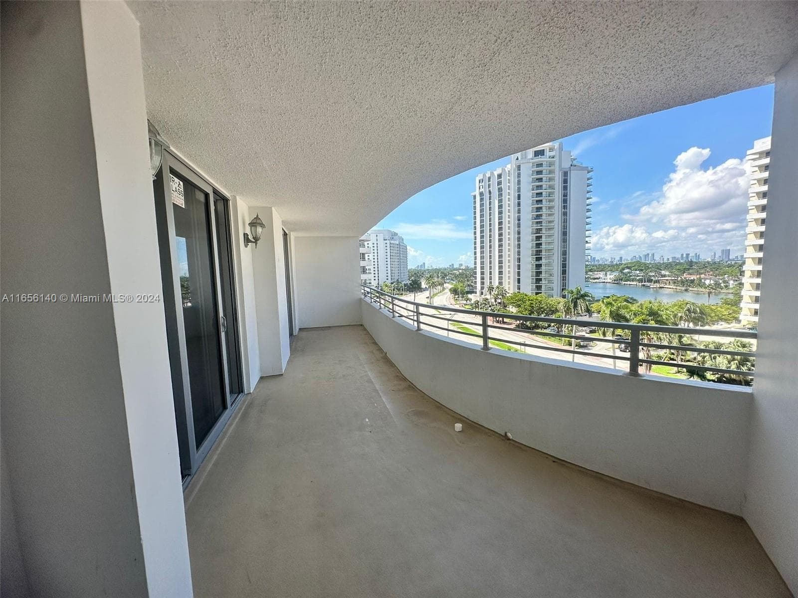 5555 Collins Ave # 8Z, Miami Beach, FL 33140 photo 4