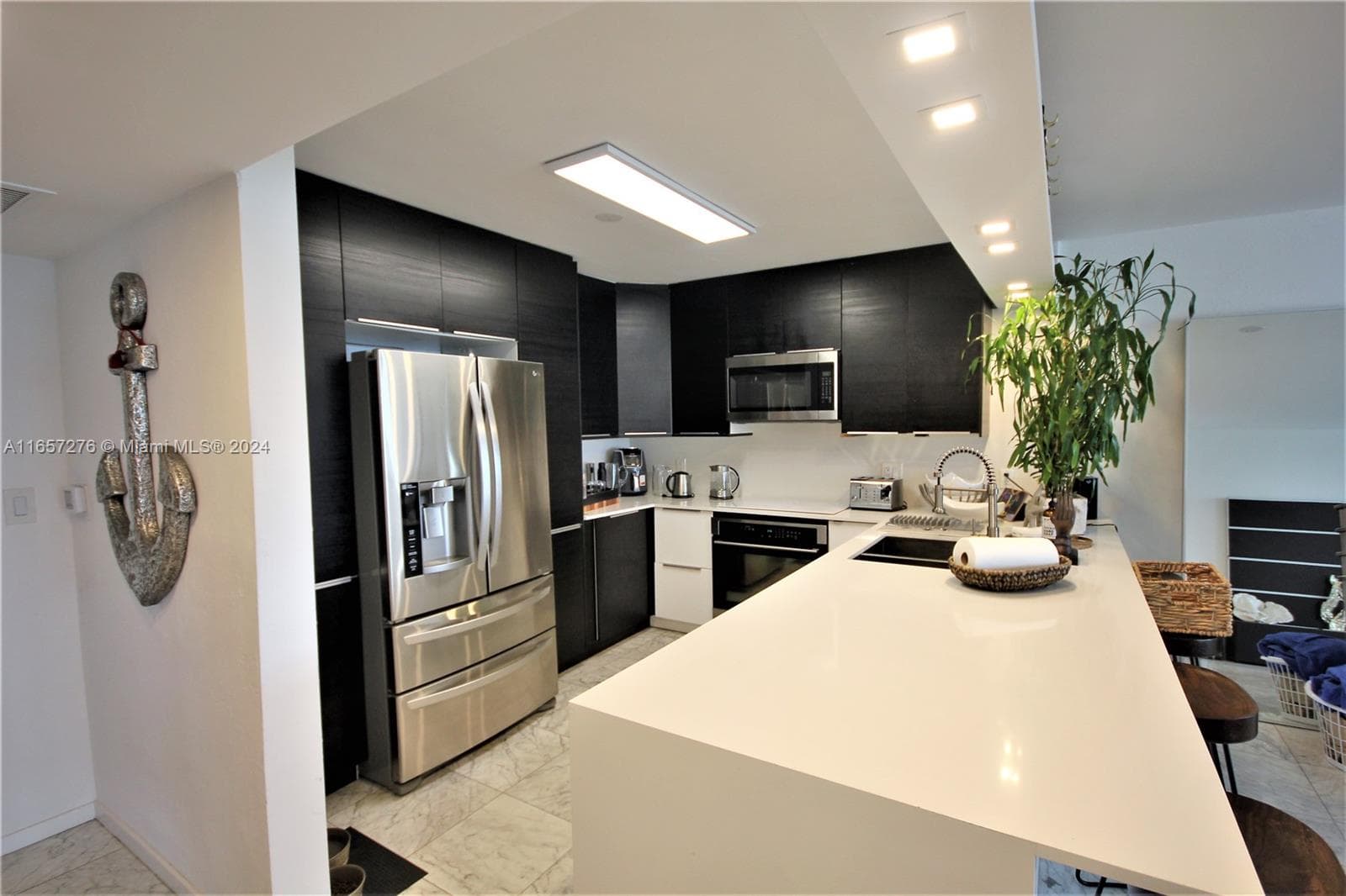5151 Collins Ave # 933, Miami Beach, FL 33140 photo 3