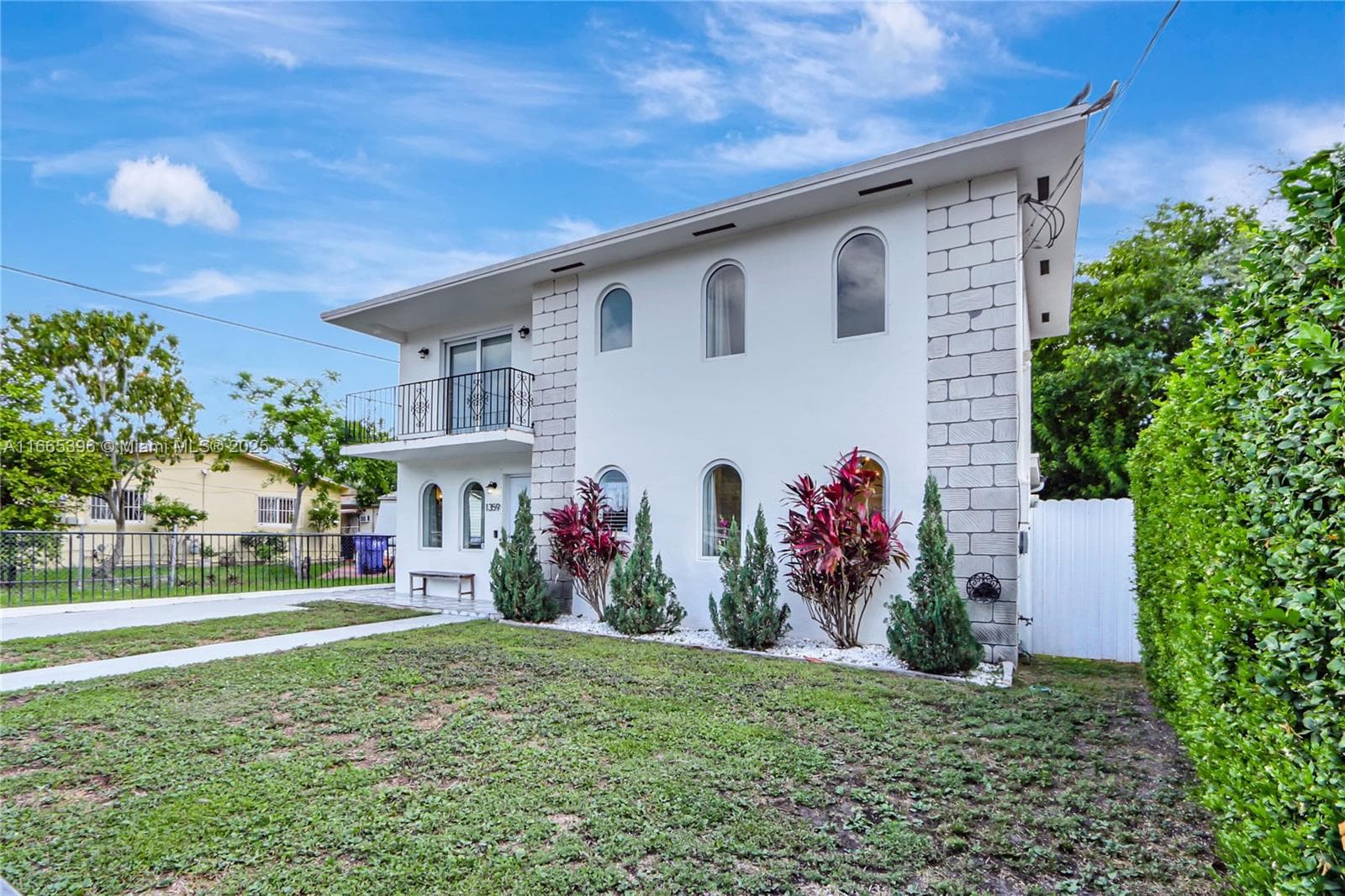 1359 SW 11th St, Miami, FL 33135 photo 3
