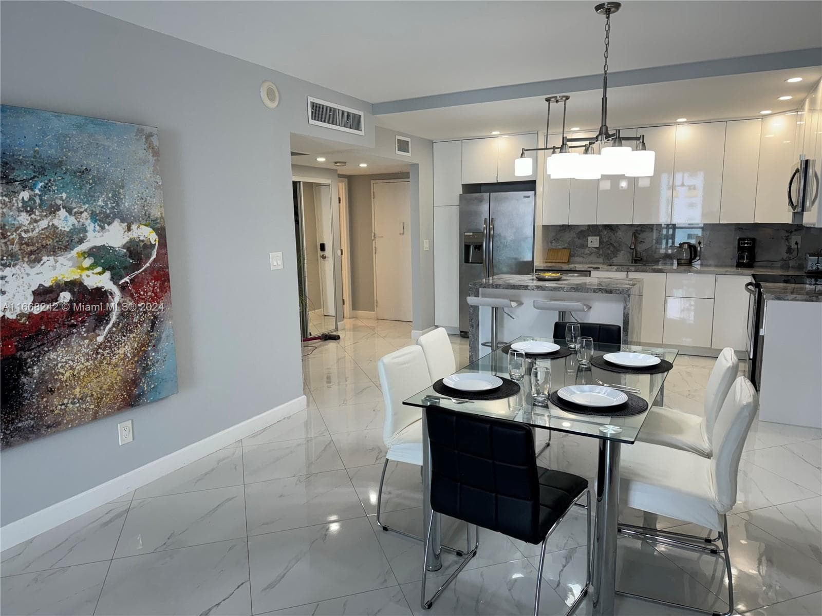 19370 Collins Ave # 1208, Sunny Isles Beach, FL 33160 photo 2