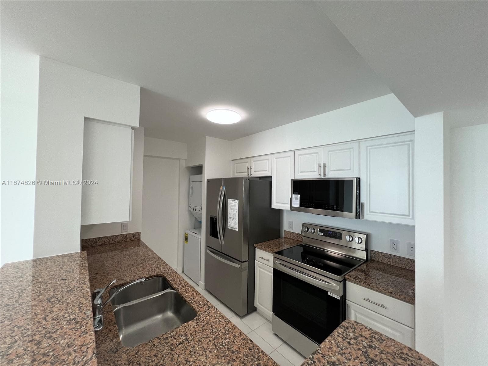 1155 Brickell Bay Dr # 3205, Miami, FL 33131 photo 3