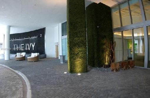 90 SW 3 ST # 3210, Miami, FL 33130 photo 3