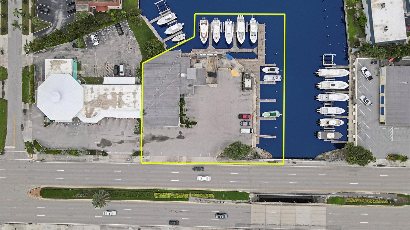 631 Northlake Boulevard, North Palm Beach, FL 33408 photo 2