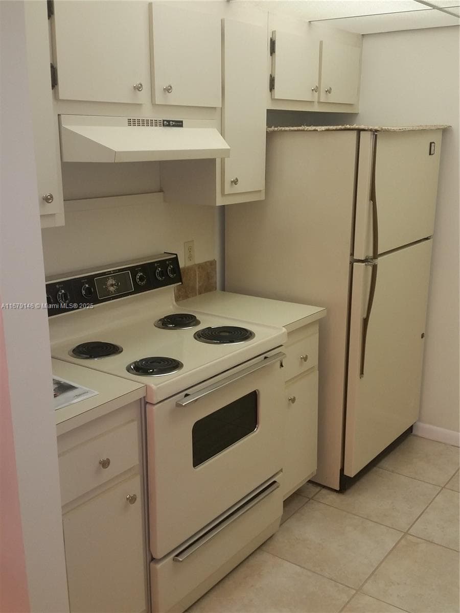 13350 SW 1st St # 109P, Pembroke Pines, FL 33027 photo 5