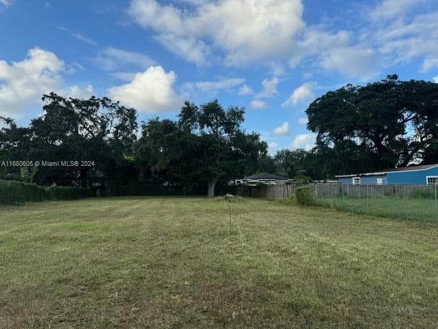 24xx NW 55 St, Miami, FL 33142 photo 2