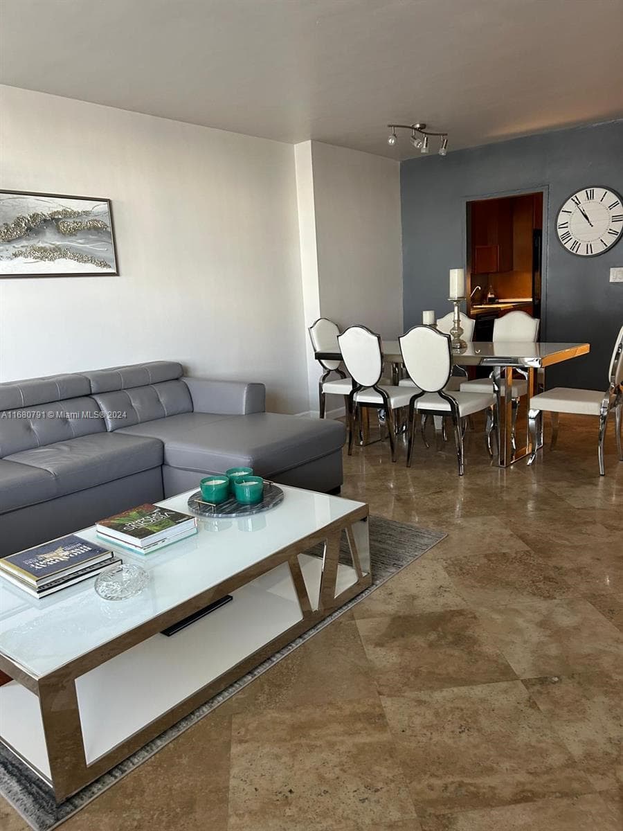 100 Lincoln Rd # 608, Miami Beach, FL 33139 photo 3