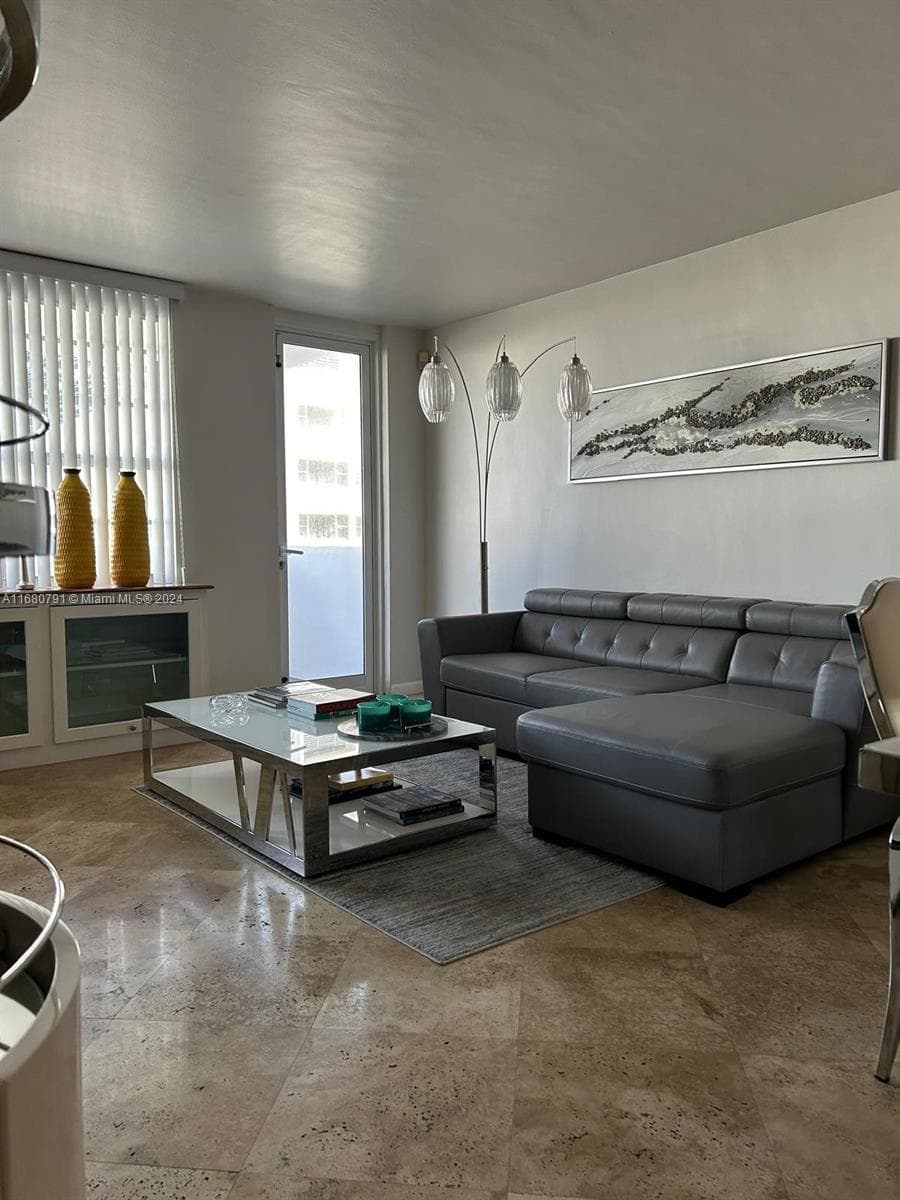 100 Lincoln Rd # 608, Miami Beach, FL 33139 photo 5