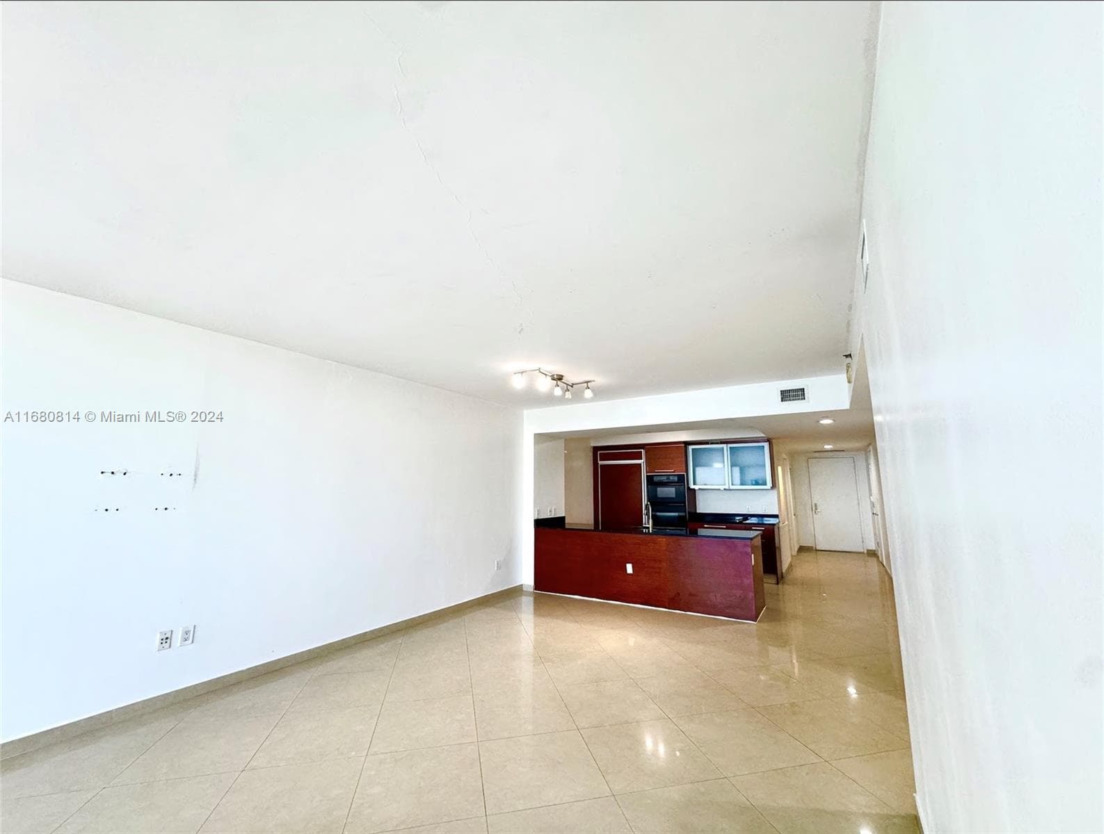 1830 S Ocean Dr # 4711, Hallandale Beach, FL 33009 photo 3