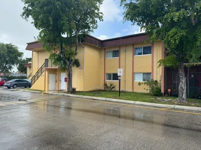 2860 NW 55th Ave # 2D, Lauderhill, FL 33313 photo 3