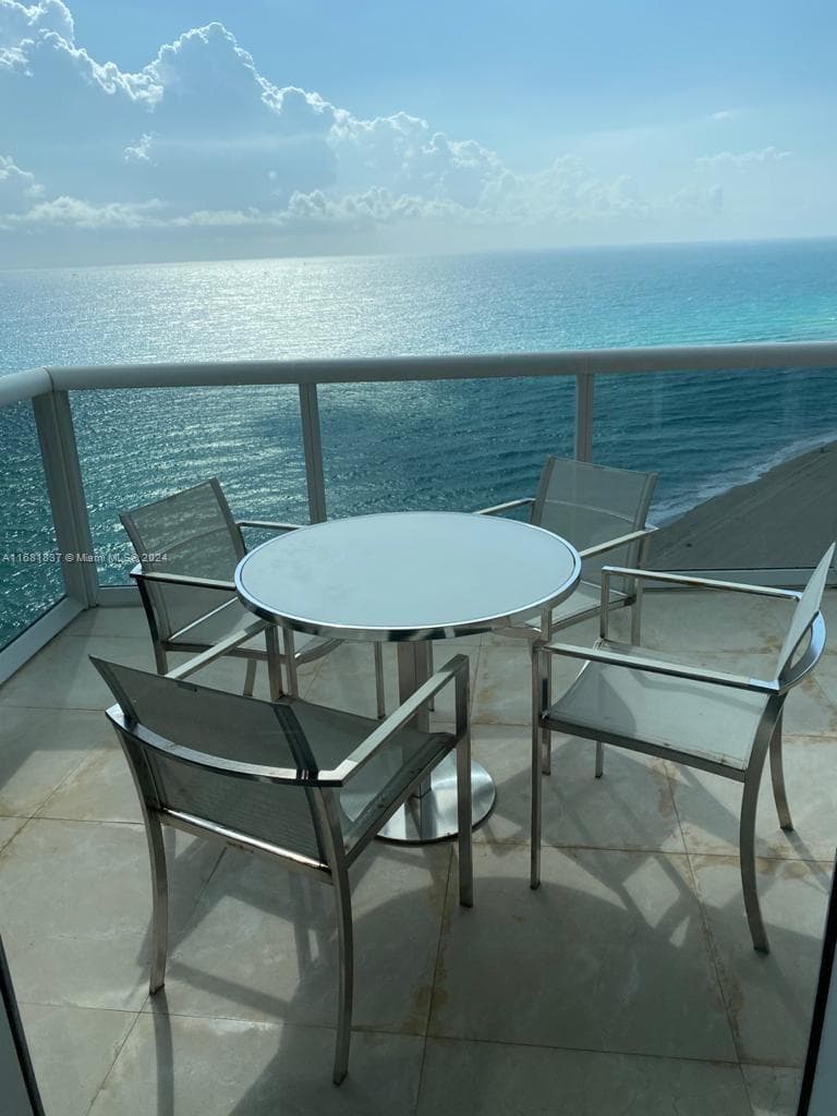 18101 Collins Ave # 1907, Sunny Isles Beach, FL 33160 photo 3