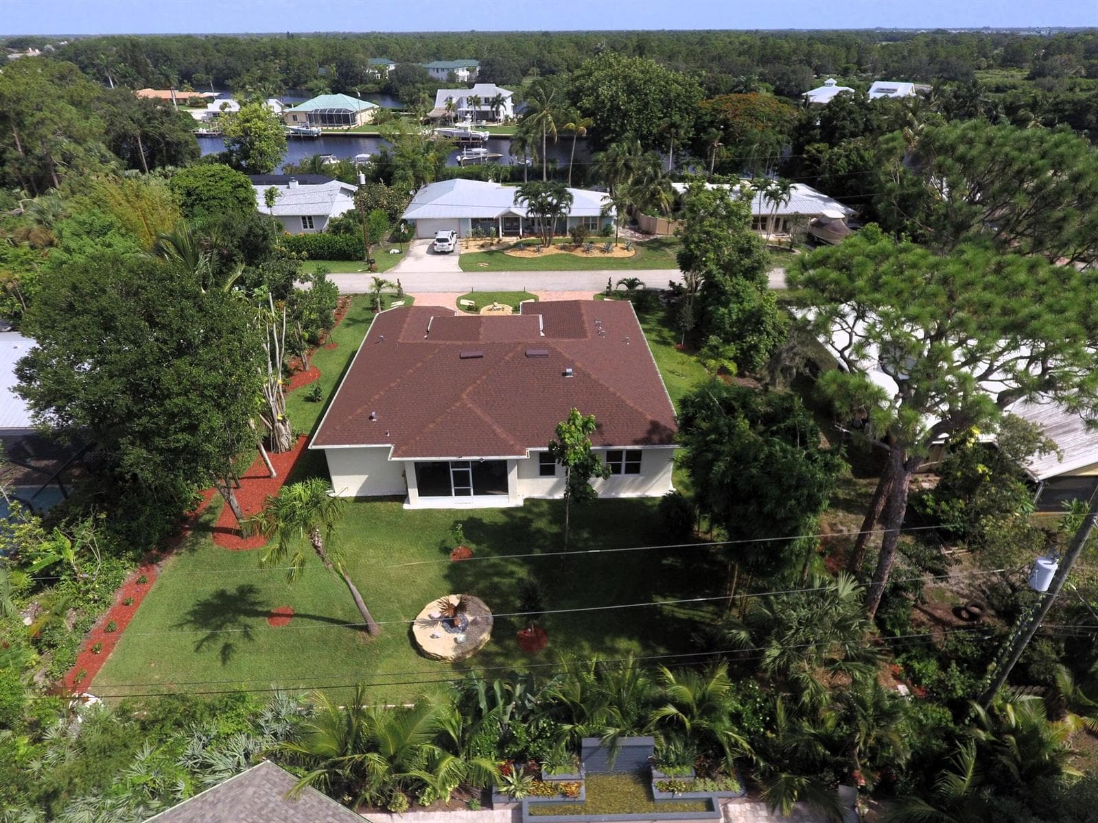 567 SW Hidden River Avenue, Palm City, FL 34990 photo 2