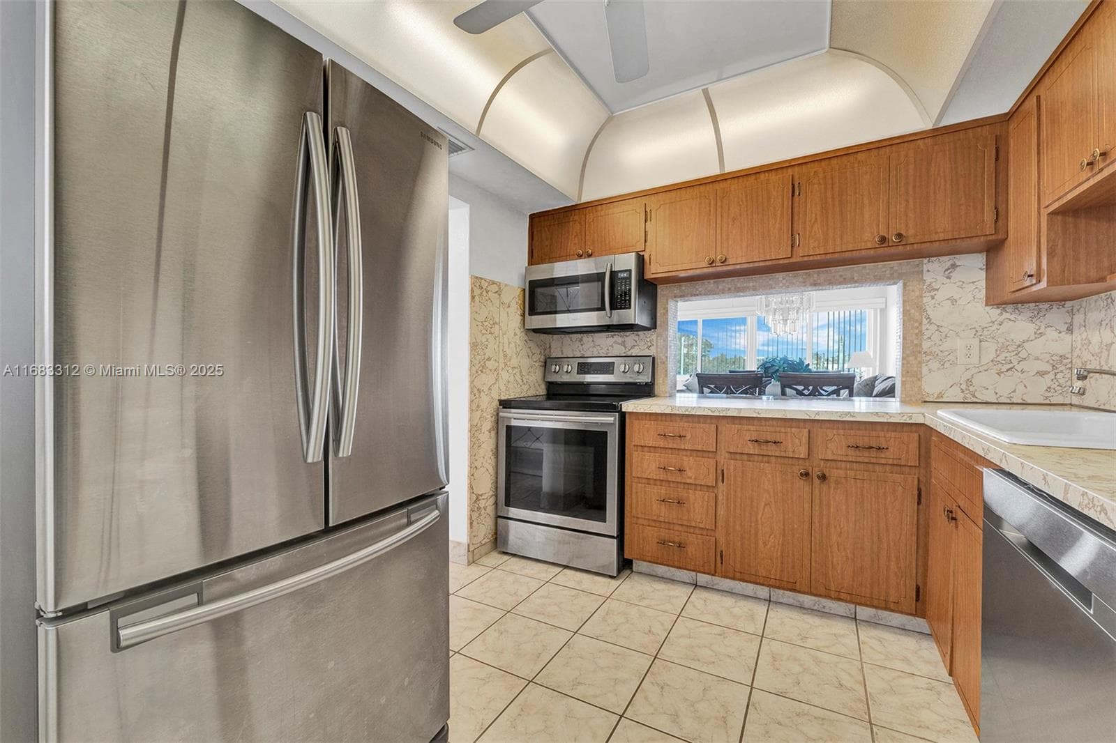 330 SE 2nd St # 303F, Hallandale Beach, FL 33009 photo 4