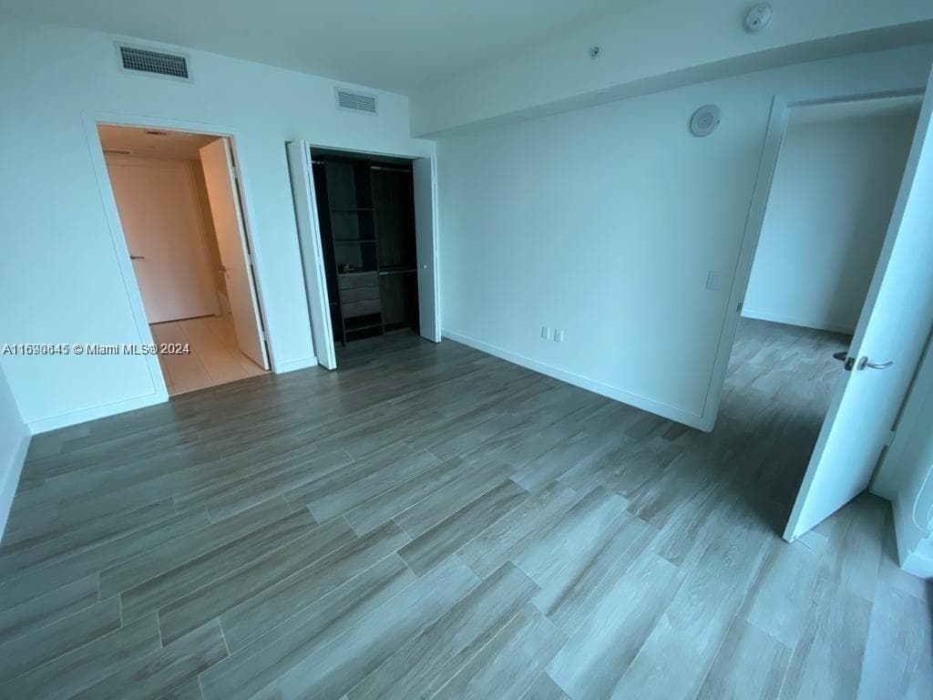 1100 S Miami Ave # 2602, Miami, FL 33130 photo 5