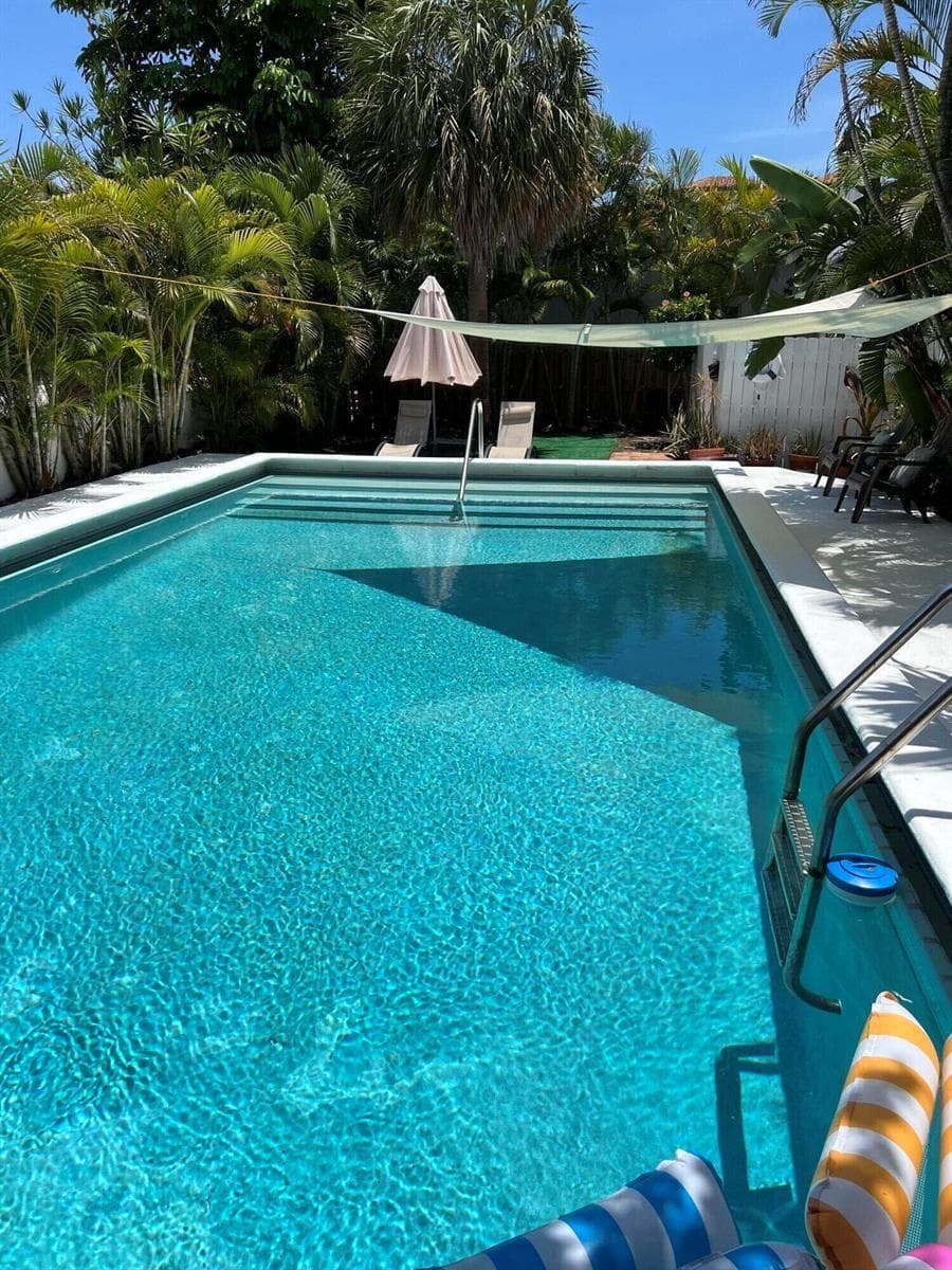 1912 NE 6th Street, Deerfield Beach, FL 33441 photo 3