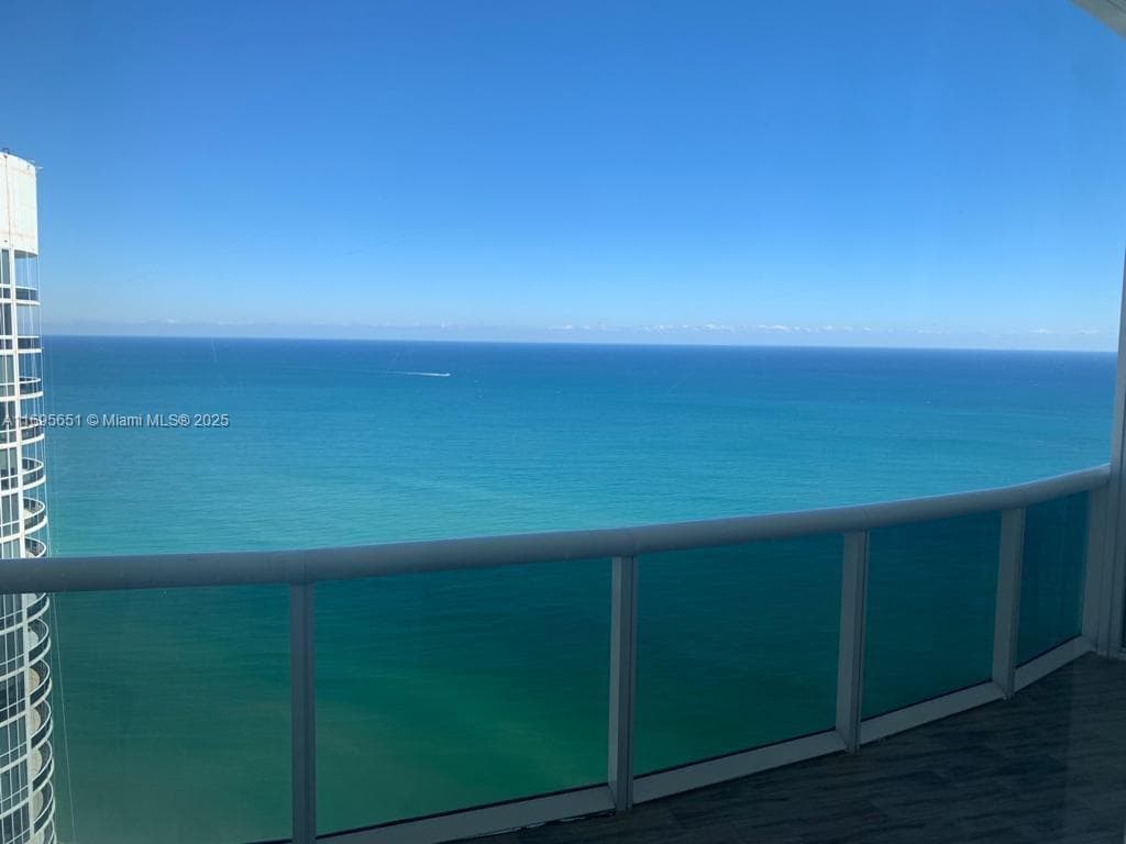 15811 Collins Ave # 4203, Sunny Isles Beach, FL 33160