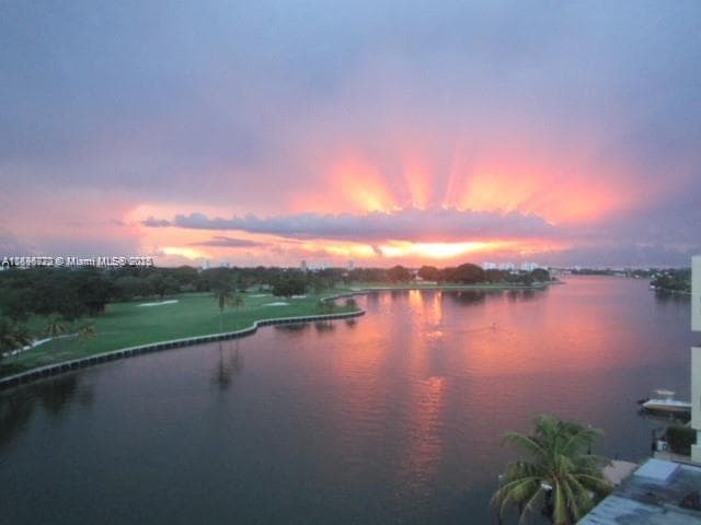 9102 W Bay Harbor # 4B, Bay Harbor Islands, FL 33154
