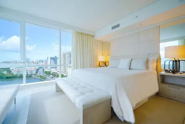 102 24th St # 1021, Miami Beach, FL 33139