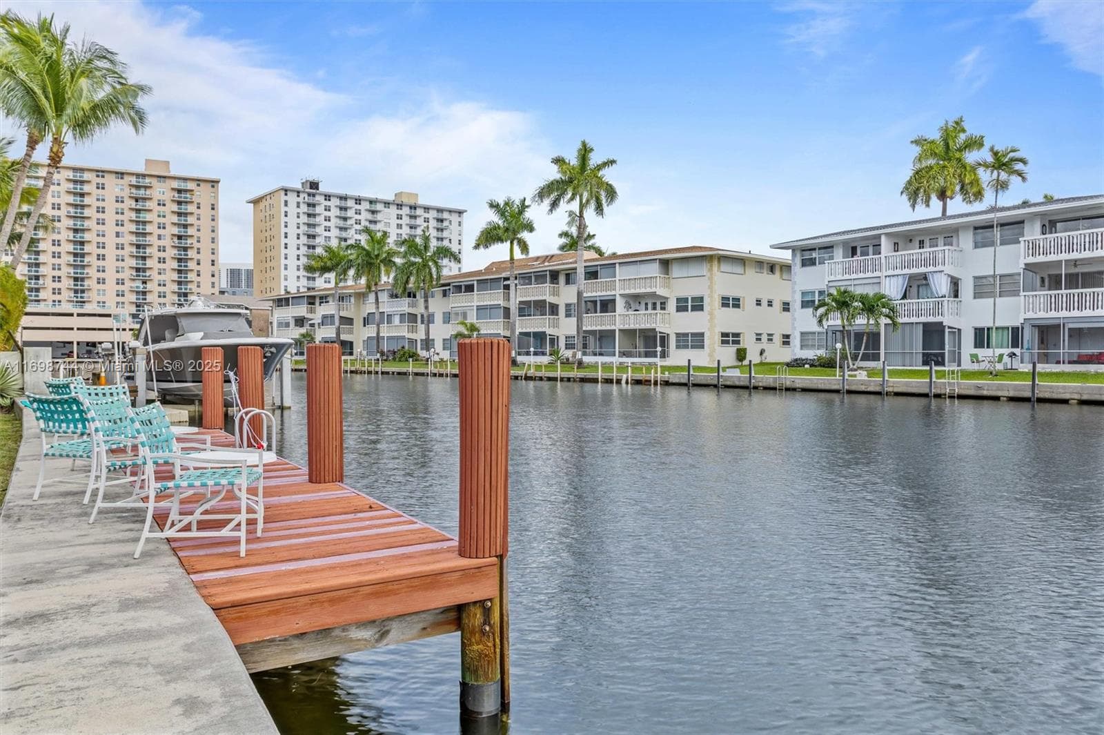 501 Blue Heron Dr # 202-A, Hallandale Beach, FL 33009