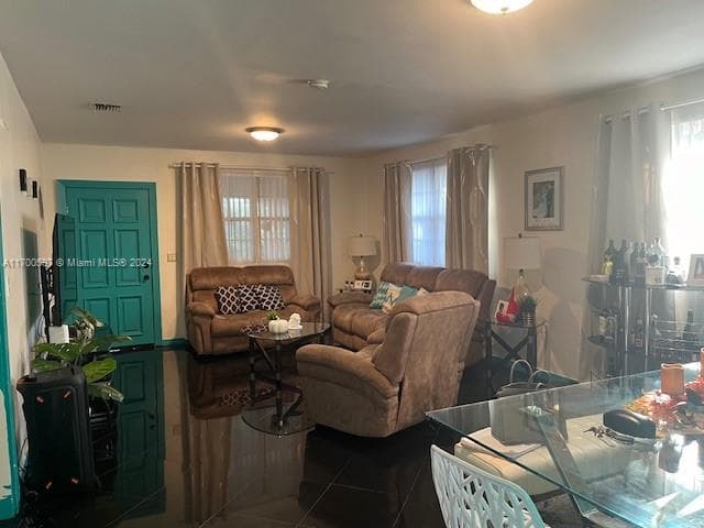 161 NW 35th St, Miami, FL 33127 photo 5