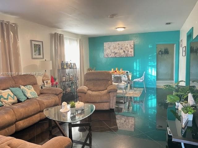 161 NW 35th St, Miami, FL 33127 photo 4