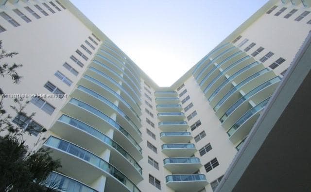 3801 S Ocean Dr # 8U, Hollywood, FL 33019 photo 2