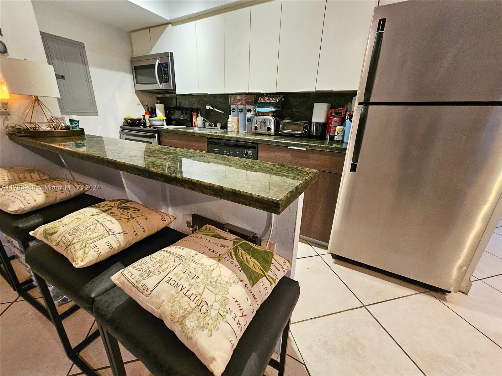 1559 Michigan Ave # 104, Miami Beach, FL 33139 photo 2