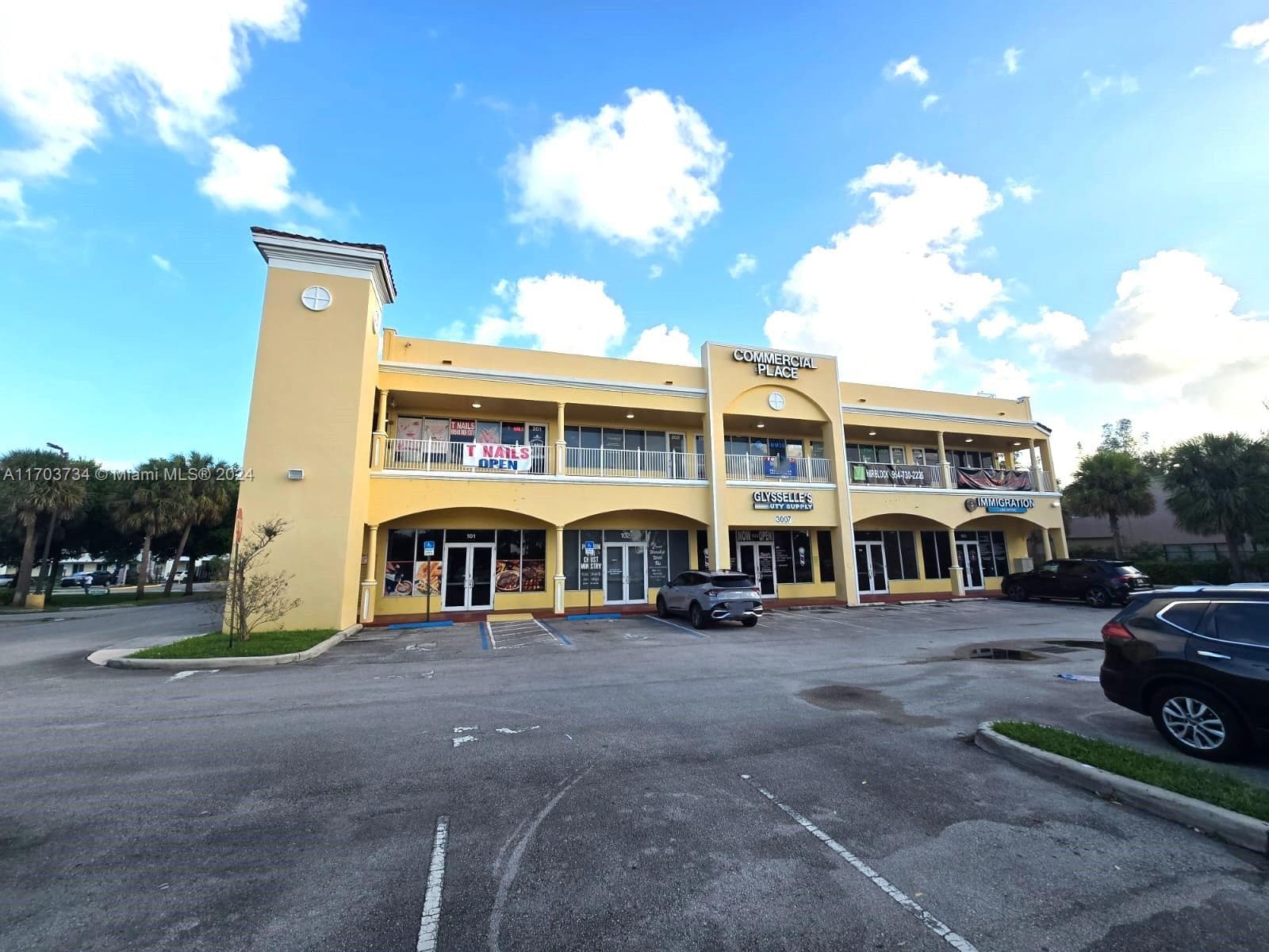 3007 W Commercial Blvd # 101, Fort Lauderdale, FL 33309