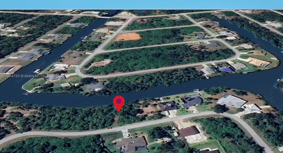 772 MCDILL DR, Port Charlotte, FL 33953 photo 2