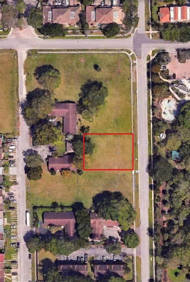 3701 NW 90th Terrace, Sunrise, FL 33351 photo 2